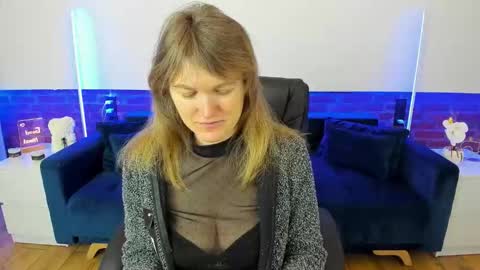 Annabel online show from 02-08-26, 06:17