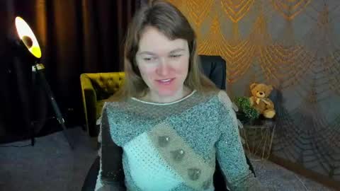 Snapshot of annabel_xxx chatting on 04-12-26, 05:56 Annabel online show from 04-12-26, 05:56
