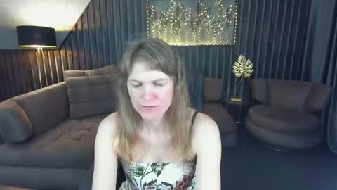 Snapshot of annabel_xxx chatting on 04-23-26, 05:59 Annabel online show from 04-23-26, 05:59