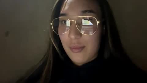 Snapshot of annabellandmann chatting on 09-30-25, 06:24 Sarah online show from 09-30-25, 06:24