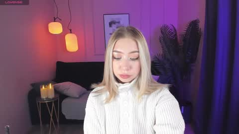 Annabelle online show from 12-19-24, 05:18