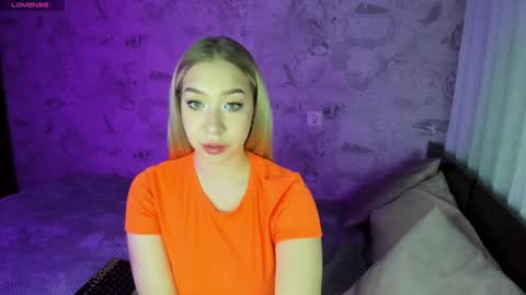 Annabelle online show from 01-30-25, 12:39