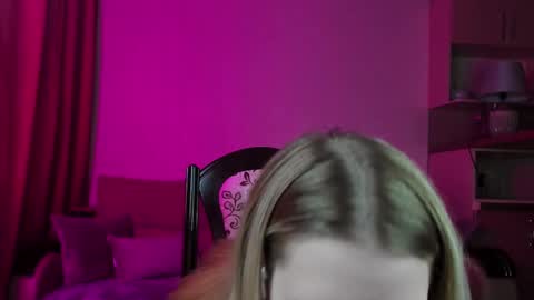 Annabelle online show from 02-13-25, 05:37