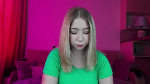 Annabelle online show from 02-13-25, 08:38