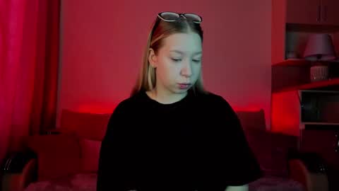 Annabelle online show from 02-23-25, 08:17