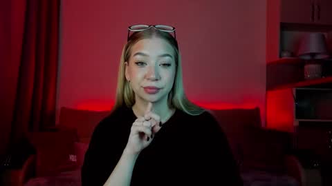 Annabelle online show from 02-23-25, 02:25