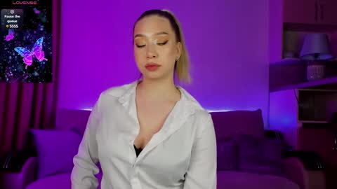 Annabelle online show from 02-27-25, 06:53