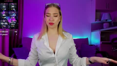 Annabelle online show from 02-28-25, 06:31