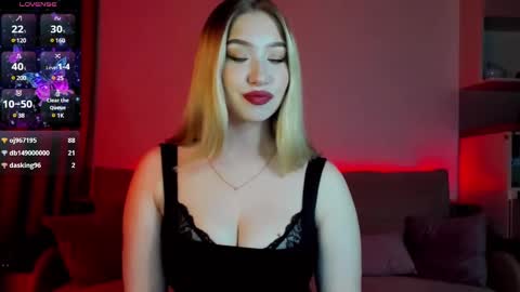 Annabelle online show from 03-10-25, 04:57