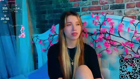 Snapshot of annaberrys chatting on 06-16-26, 07:11 Anna online show from 06-16-26, 07:11