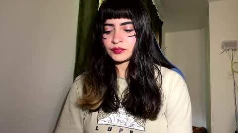 Snapshot of annacrow chatting on 01-16-26, 12:09 Anna online show from 01-16-26, 12:09