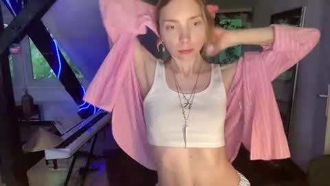Snapshot of annadarko chatting on 07-12-26, 07:32 Anna Darko online show from 07-12-26, 07:32
