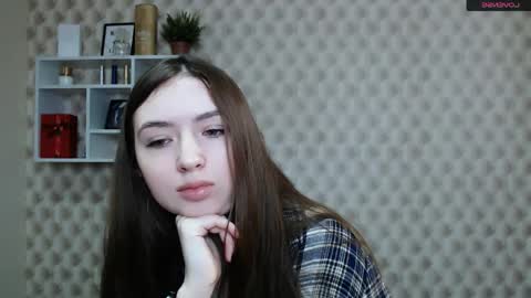 Snapshot of annadax chatting on 04-19-26, 09:08 Anna online show from 04-19-26, 09:08