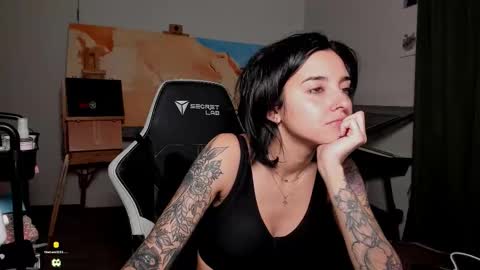 Snapshot of annaforevers chatting on 11-04-25, 03:16 Anna Forevers online show from 11-04-25, 03:16