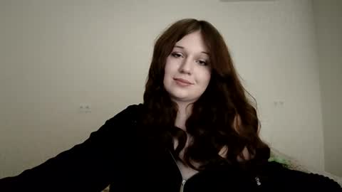 Snapshot of annagoldy3 chatting on 02-24-25, 12:09 Anna online show from 02-24-25, 12:09