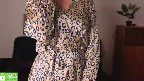 Anna online show from 01-14-26, 06:41