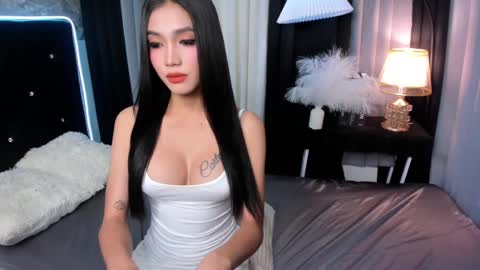 AshyElliston online show from 12-07-24, 12:02