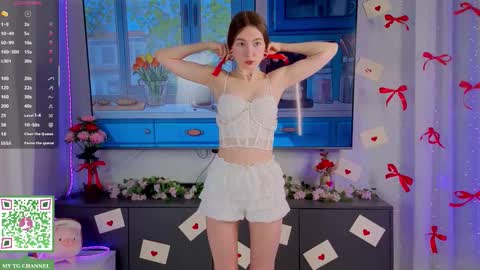 Holly Molly Im Polly online show from 02-13-26, 08:27