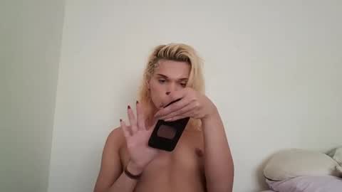 Snapshot of annamarrie777 chatting on 10-30-25, 08:09 AnnaMarrie online show from 10-30-25, 08:09