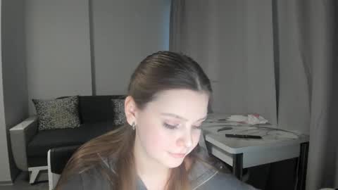 Snapshot of annaneon chatting on 02-27-25, 03:48 Anna online show from 02-27-25, 03:48