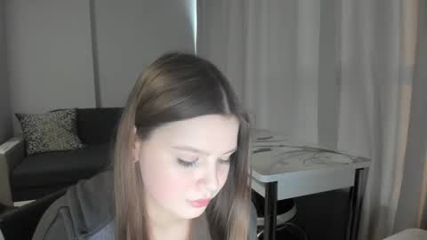 Snapshot of annaneon chatting on 03-05-25, 03:18 Anna online show from 03-05-25, 03:18