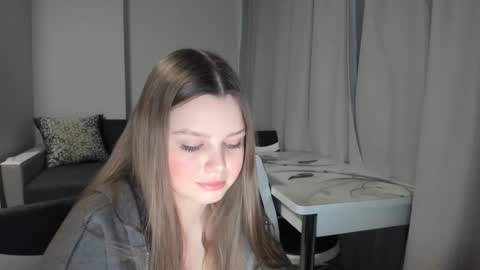 Snapshot of annaneon chatting on 03-09-25, 04:22 Anna online show from 03-09-25, 04:22