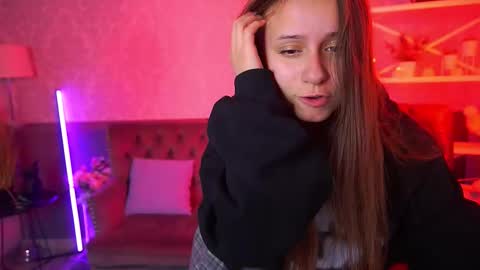 Anna online show from 10-04-25, 08:29