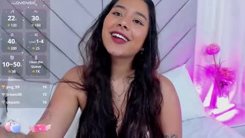 Snapshot of annaqueen_ chatting on 01-13-25, 07:21 Anna online show from 01-13-25, 07:21