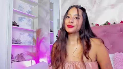 Snapshot of annaqueen_ chatting on 10-17-25, 04:20 Anna online show from 10-17-25, 04:20