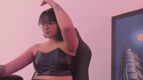 Annara Lein online show from 11-10-25, 01:59