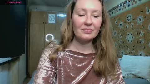 AnnaXLovers online show from 04-30-26, 02:12