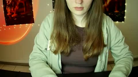 Bella online show from 09-20-25, 09:10