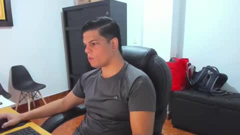 Anndy Hardy online show from 12-17-24, 12:11