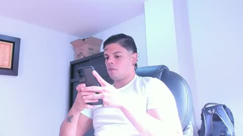 Anndy Hardy online show from 01-05-25, 01:58