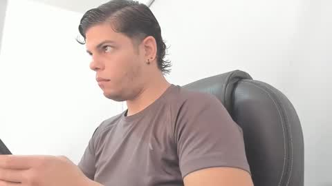 Anndy Hardy online show from 01-22-25, 01:53