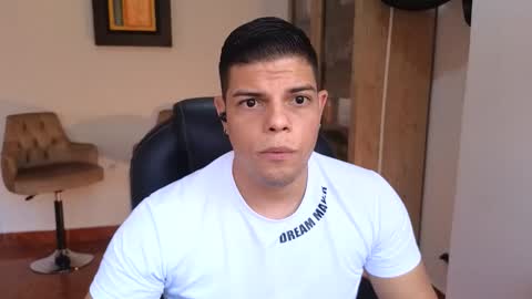 Anndy Hardy online show from 10-23-25, 09:02