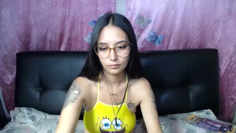 Snapshot of anne_jm chatting on 01-23-25, 04:09 Anne online show from 01-23-25, 04:09