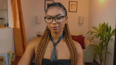 Snapshot of anne_rachel chatting on 06-26-26, 05:28 anne_rachel online show from 06-26-26, 05:28