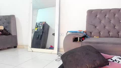 Annie  online show from 02-03-26, 02:53