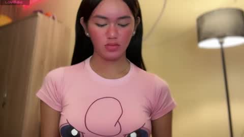 Snapshot of annedee_ chatting on 12-06-24, 09:35 Kim online show from 12-06-24, 09:35