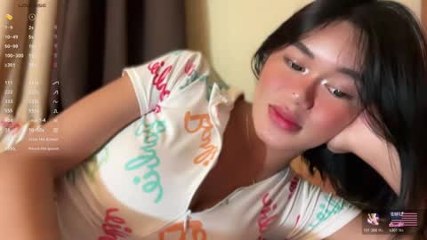 Snapshot of annedee_ chatting on 03-01-25, 06:11 Kim online show from 03-01-25, 06:11