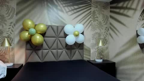 Snapshot of annedixie chatting on 02-23-26, 03:04 Anne online show from 02-23-26, 03:04