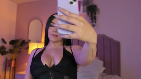 Anne  online show from 01-13-25, 10:24