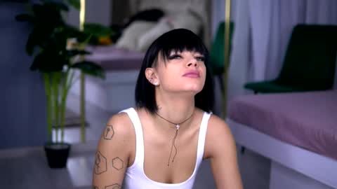 Anne online show from 01-13-26, 05:24