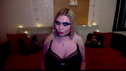 AnnessixReign online show from 01-02-25, 12:13