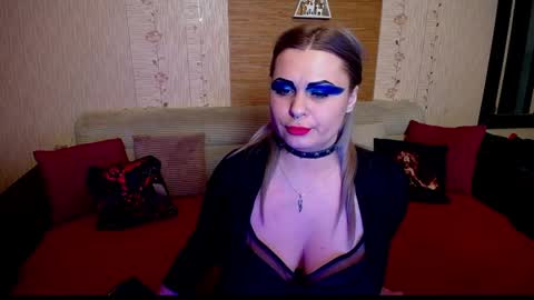 AnnessixReign online show from 01-19-25, 02:38