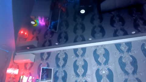 Snapshot of anneswhite chatting on 02-19-25, 11:28 Ana online show from 02-19-25, 11:28