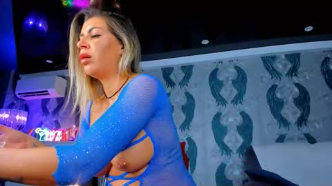 Ana online show from 10-08-25, 03:59