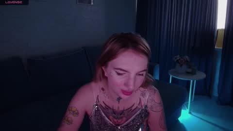 Annet online show from 10-17-25, 07:22