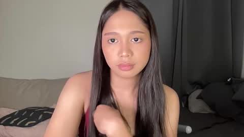 Annette 03 online show from 10-18-25, 01:12